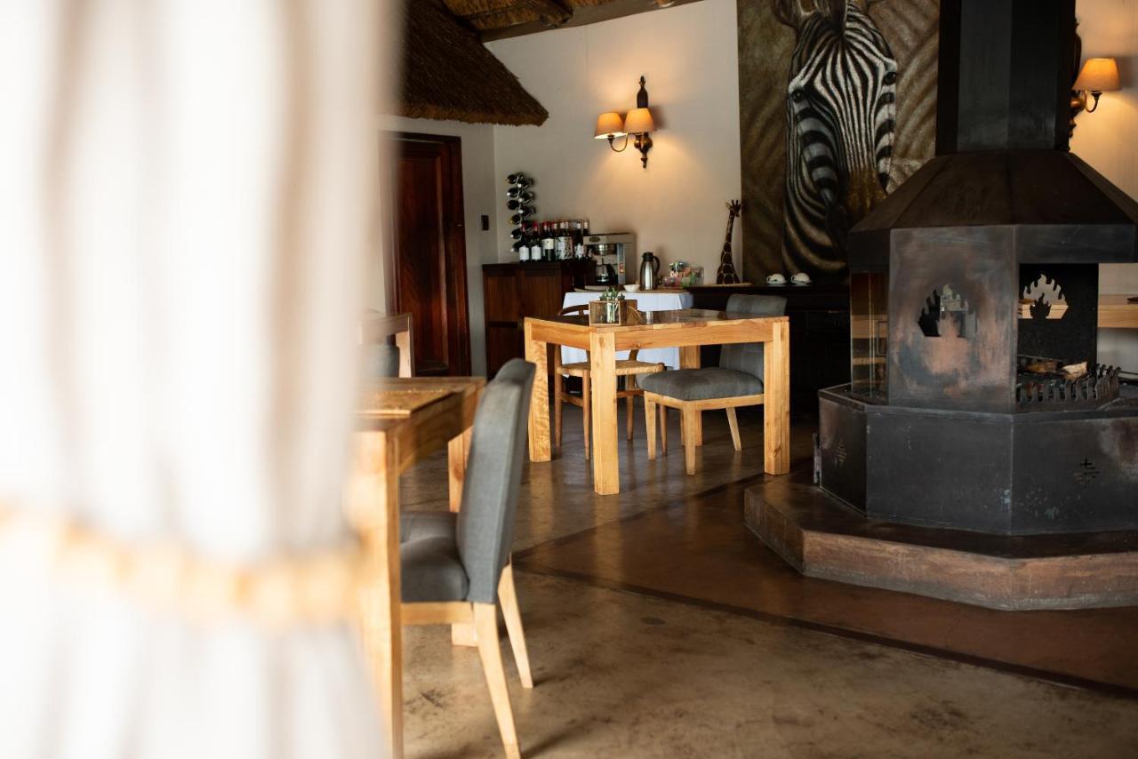 Bukela Game Lodge - Amakhala Game Reserve Bagian luar foto