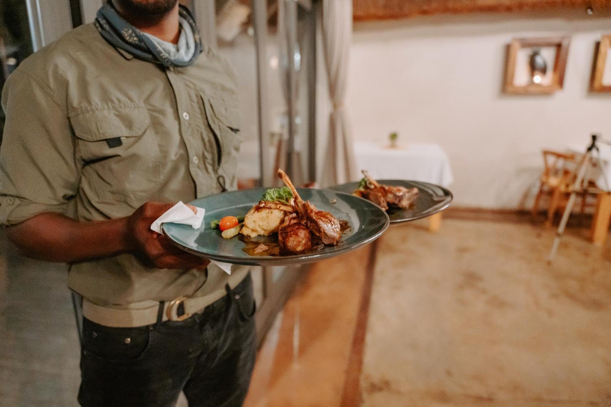 Bukela Game Lodge - Amakhala Game Reserve Bagian luar foto
